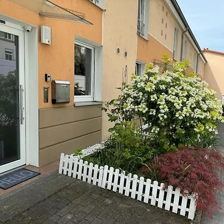 Ganzes Haus Mit Einer Terrasse, Garten Und Klimaanlage * Coblence