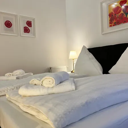 بيت للعطل Ganzes Haus Mit Einer Terrasse, Garten Und Klimaanlage