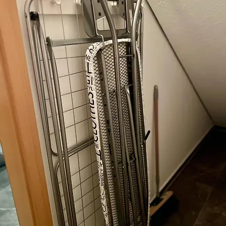 Ganzes Haus Mit Einer Terrasse, Garten Und Klimaanlage