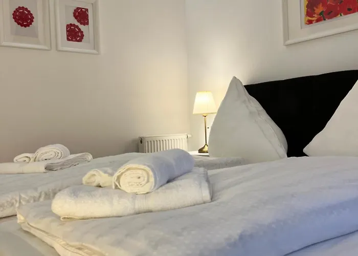 Vakantiehuis Ganzes Haus Mit Einer Terrasse, Garten Und Klimaanlage