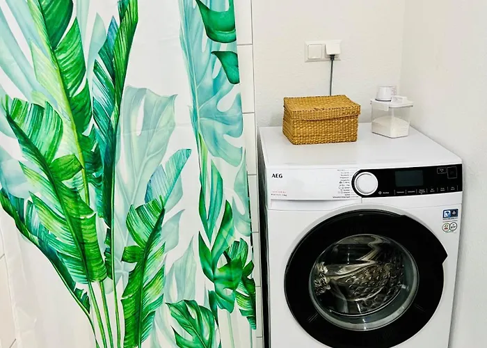 Vakantiehuis Ganzes Haus Mit Einer Terrasse, Garten Und Klimaanlage