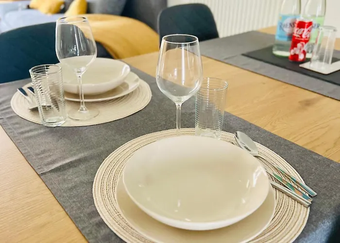 Ganzes Haus Mit Einer Terrasse, Garten Und Klimaanlage Koblenz