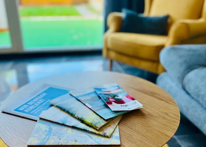 Ganzes Haus Mit Einer Terrasse, Garten Und Klimaanlage Nyaraló Koblenz