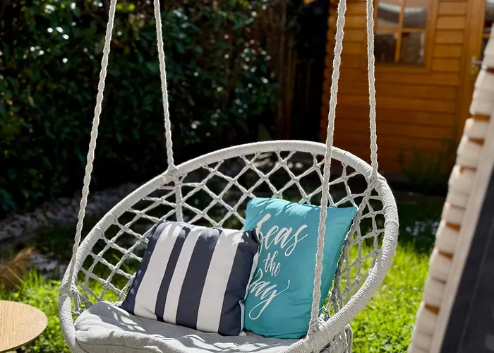 Nyaraló Ganzes Haus Mit Einer Terrasse, Garten Und Klimaanlage